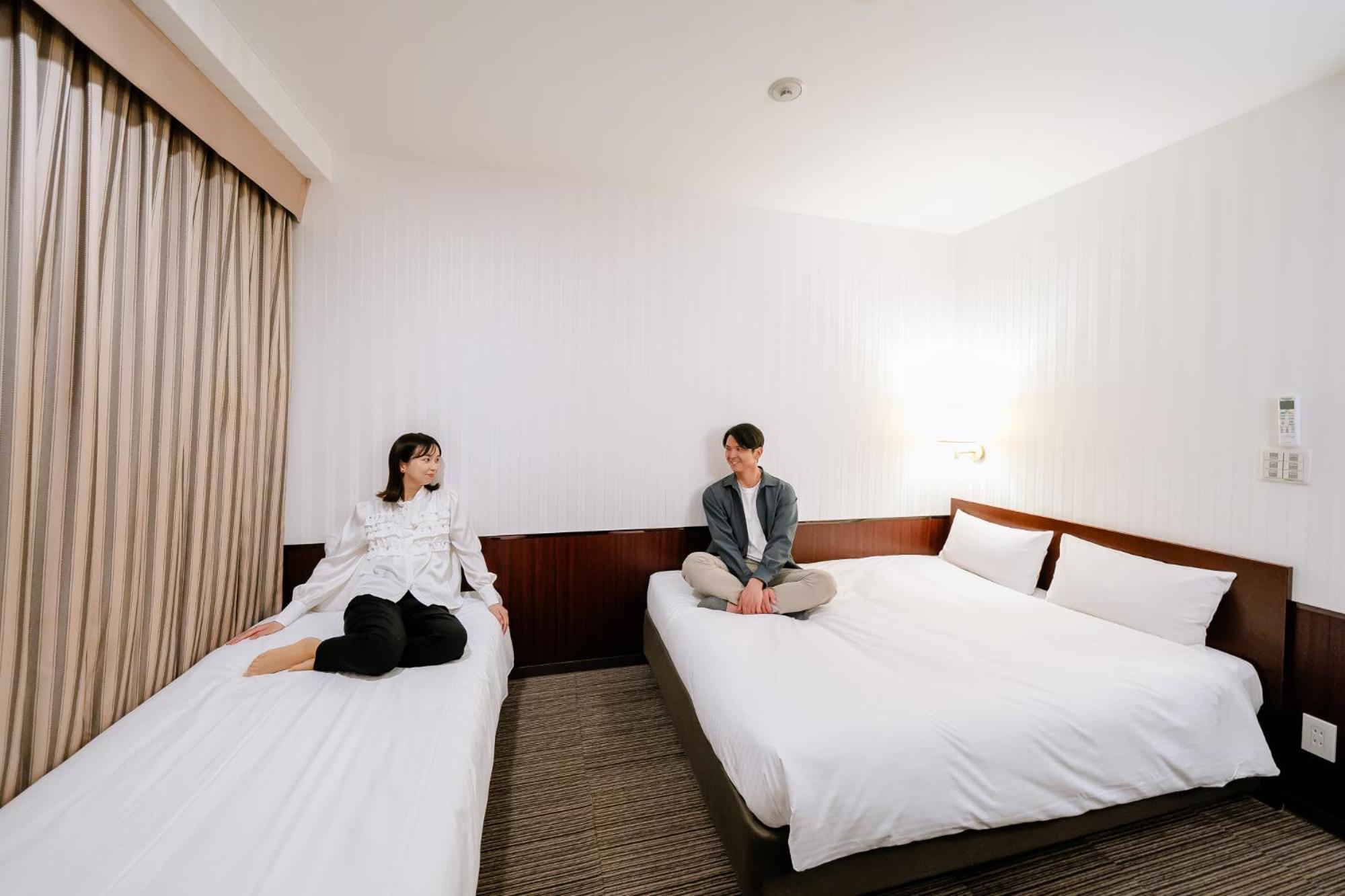 אוסקה Hotel Hillarys מראה חיצוני תמונה