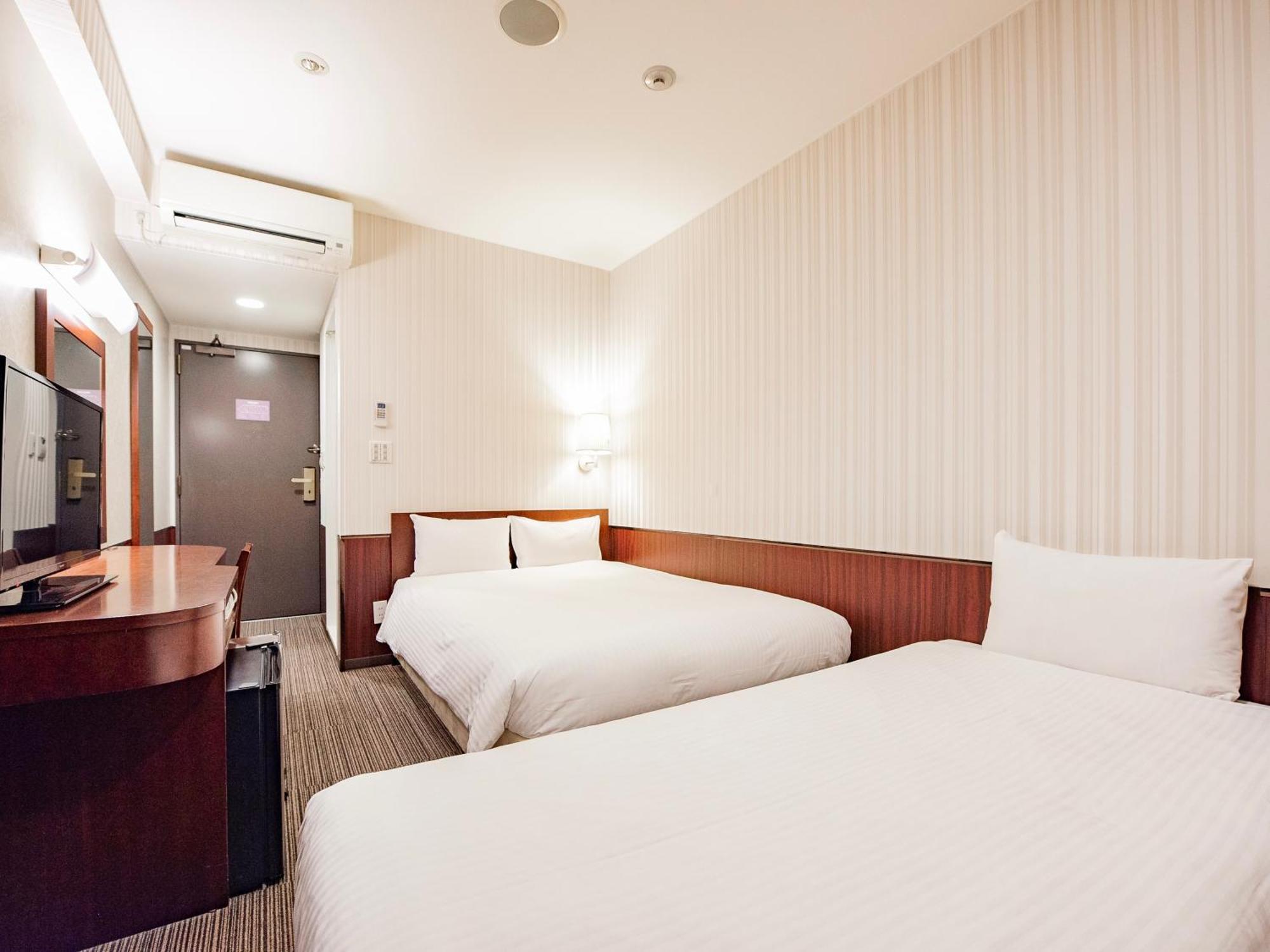 אוסקה Hotel Hillarys מראה חיצוני תמונה